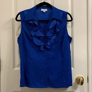Sleeveless blouse with ruffles